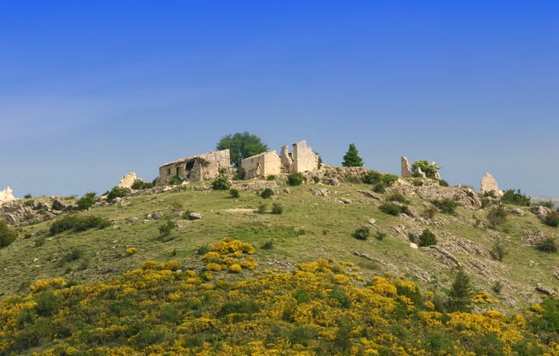 Randonnée Circulaire de Peyroules · Peyroules