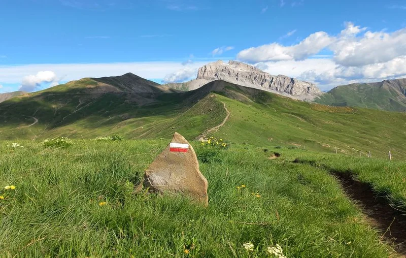 Randonnée Tête de la Sestrière (2 575 m) · Uvernet-Fours