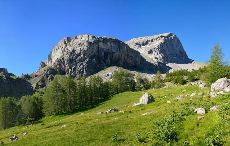 Randonnée Col des Thuiles (2 376 m)