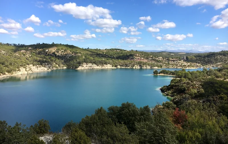Randonnée Tour du Verdon en 5 jours (GRP® TDV) : le Tour du lac d'Esparron