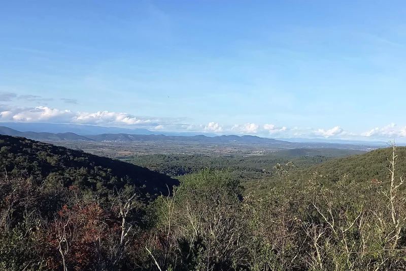 VTT De la plaine aux falaises du Mont Bouquet