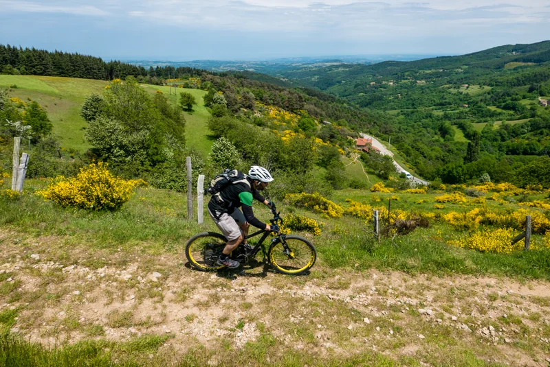 Randonnée Grande Traversée VTT de l'Ardèche : Tronçon Tournon-Sur-Rhône - Saint Agrève
