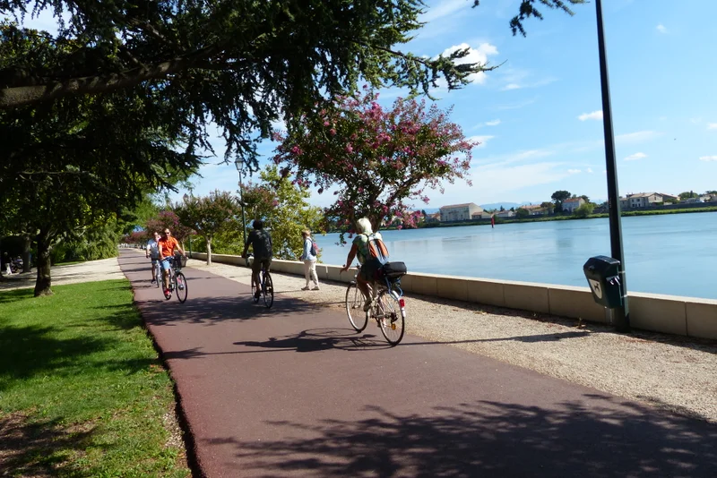 Vélo de route Au fil du Rhône