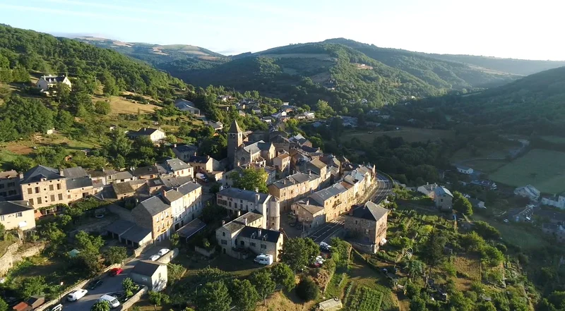 Randonnée Des villages de Caractères · Saint-Beauzély