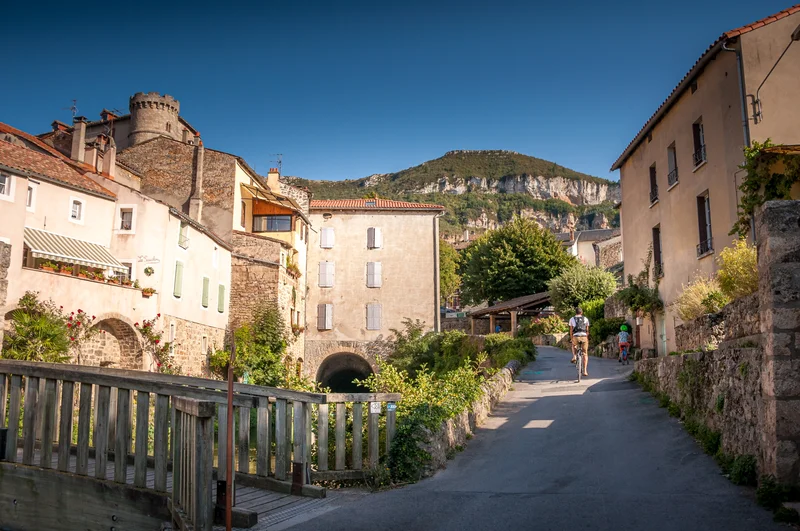 Randonnée De la gare de Millau aux cascades de Creissels · Millau