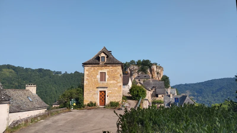 Randonnée Autour de Rodelle - ENS · Rodelle
