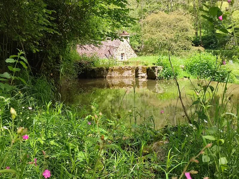 Randonnée La Bessière - le pont de Vézis (SP 2) · La Bastide-l'Évêque