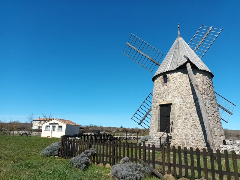 Randonnée GR® de Pays Tour du Larzac Méridional - Tour du Pays d'Alajou