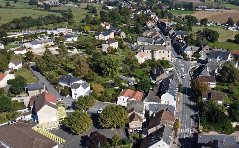 Randonnée En passant par Artigues (PR 4 - variante 2) · La Vayssière