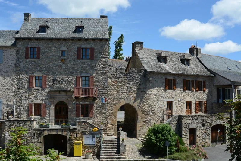 Randonnée Croix de Bleyssol - col de Luganhou (circuit bleu) — Le Bas Ségala