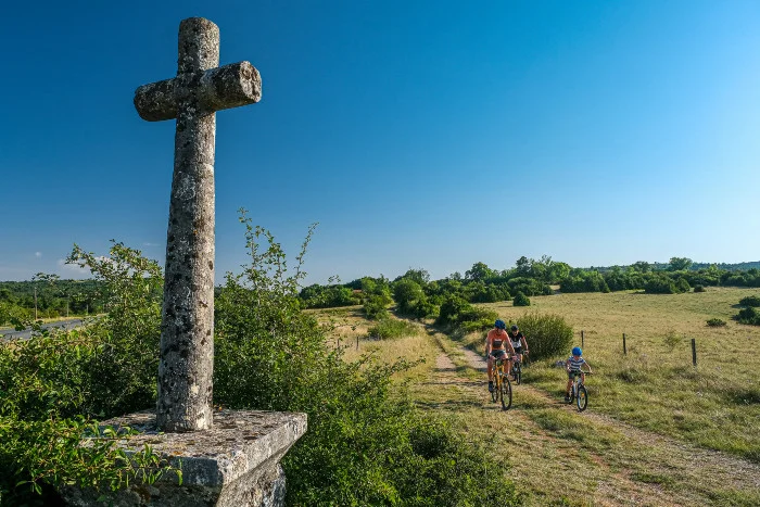 VTT VTT N°48 - De La Baraque froide à Belvezet