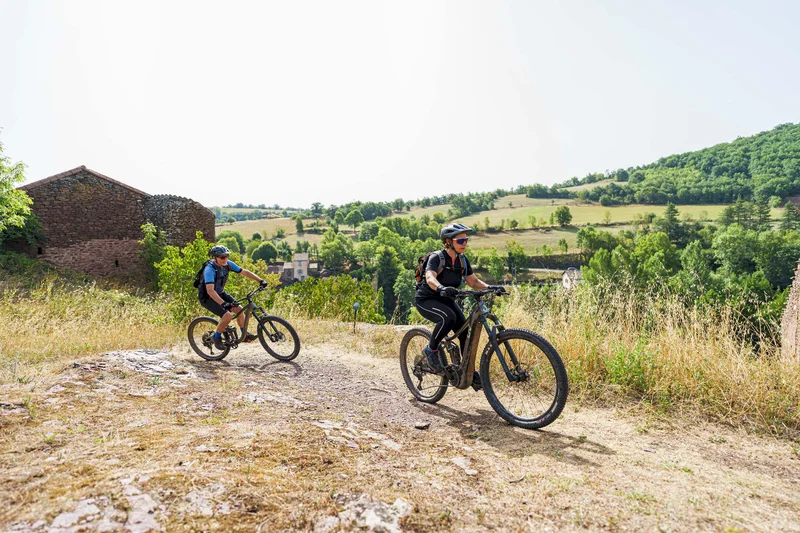 VTT VTT N°23 - Combret de fermes en fermes