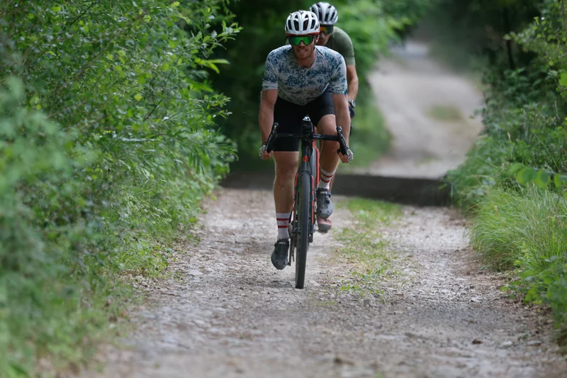 Vélo de route Gravel N°08 - Les portes des Gorges de la Dourbie · Millau