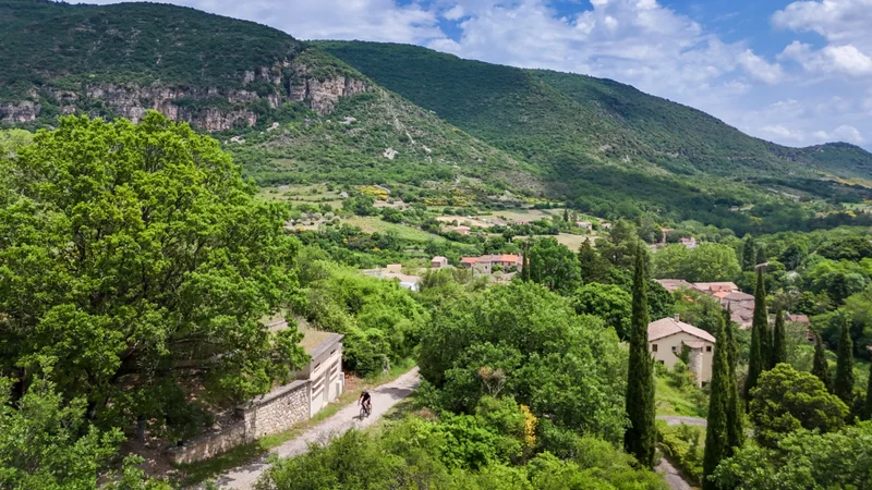 Vélo de route Gravel N°26 - A la découverte de la vallée de Lauroux