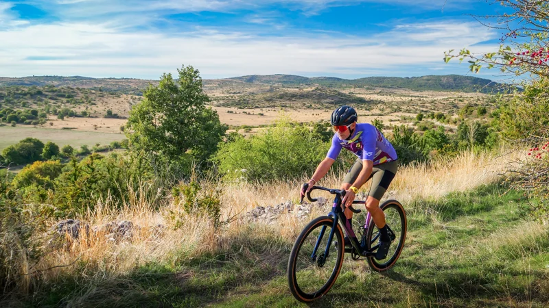 Vélo de route Gravel N°30 - La grande boucle du Lodévois-Larzac