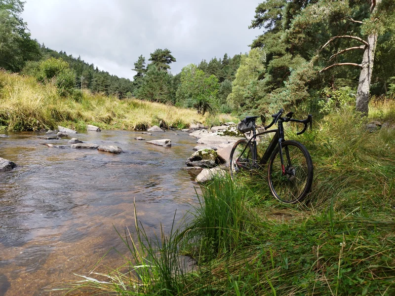 Vélo de route Les hameaux Aubracois en Gravel
