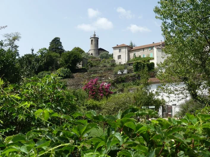 Randonnée Tignac, entre châtaigniers et pins
