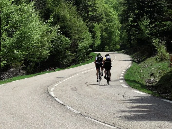 Vélo de route Le tour du Suquet - Escapades à vélo