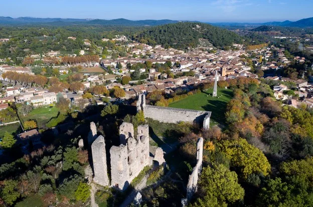 Randonnée TOURVES - À la découverte du village · Tourves