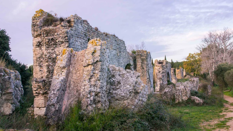 Randonnée FONTVIEILLE - Aqueduc Nord