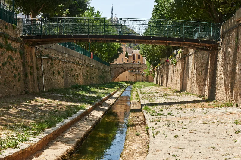 Randonnée ROQUEVAIRE - A la découverte du village