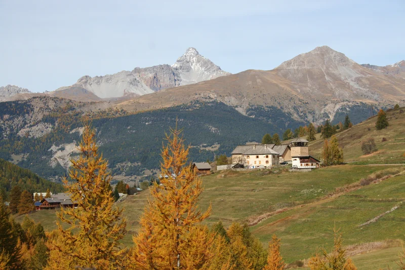 Randonnée MOLINES - Sommet Bucher