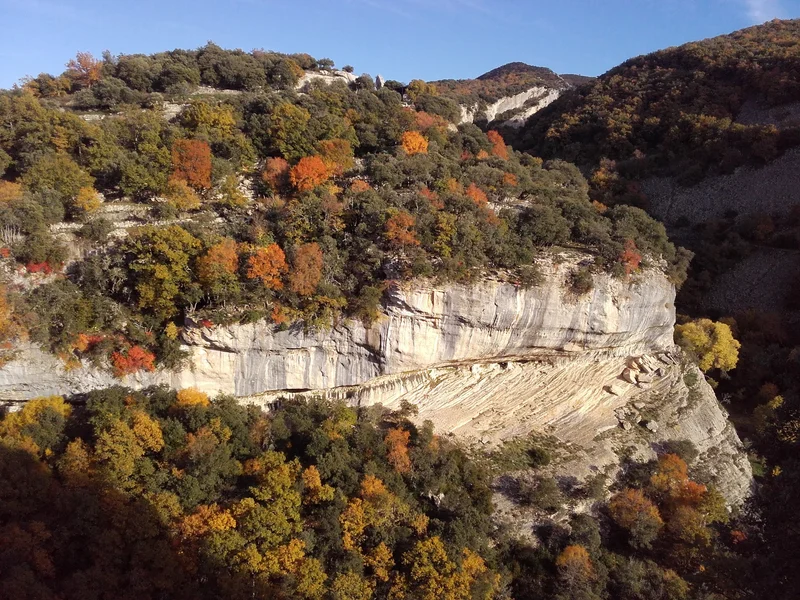 Randonnée BUOUX - Vallon de l'Aiguebrun