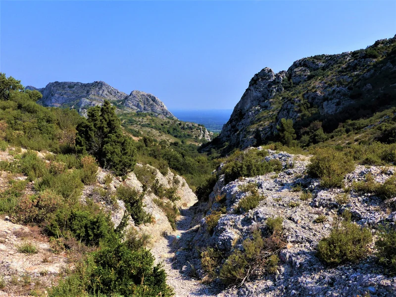 Randonnée EYGALIÈRES - Balade du Petit Calan