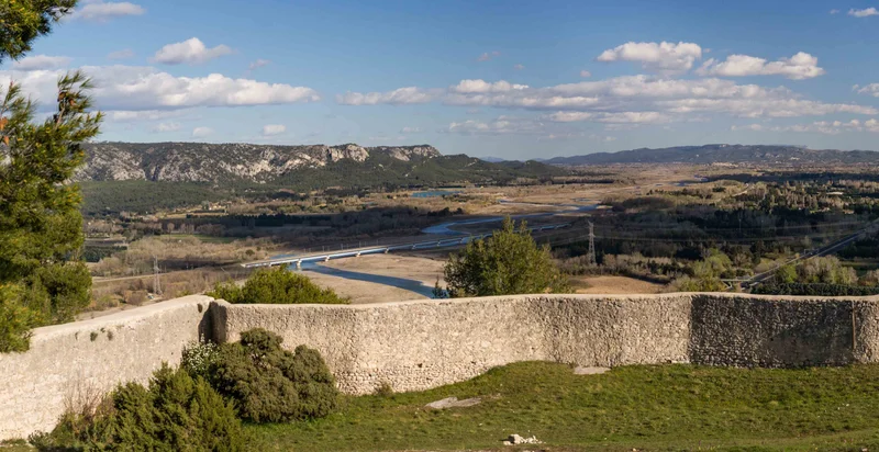 Randonnée ORGON - Le sentier de la Pierre