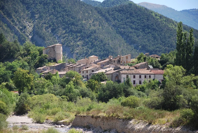 Randonnée LA CHARCE - Col de la Loubière · La Charce