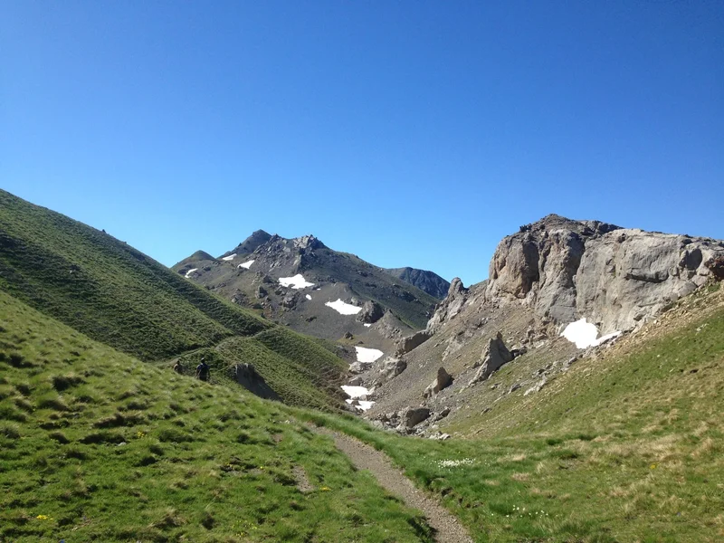 Randonnée VARS - Mortice par le Lac des neuf couleurs