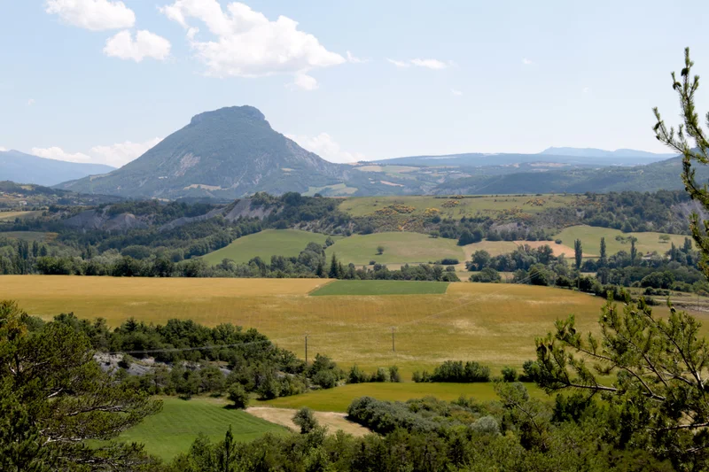 Randonnée ROSANS - Tour du plateau de Pié-Léger · Rosans