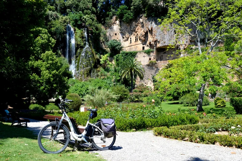 Vélo de route AUPS - Terres, truffes et cascades