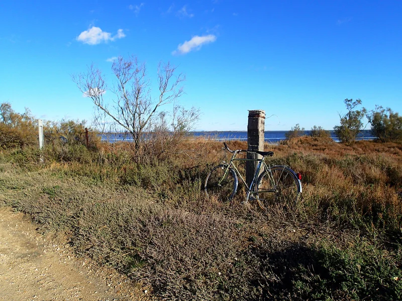 Vélo de route SAINTES-MARIES-DE-LA-MER - La draille des cinq Gorges à vélo · Saintes-Maries-de-la-Mer