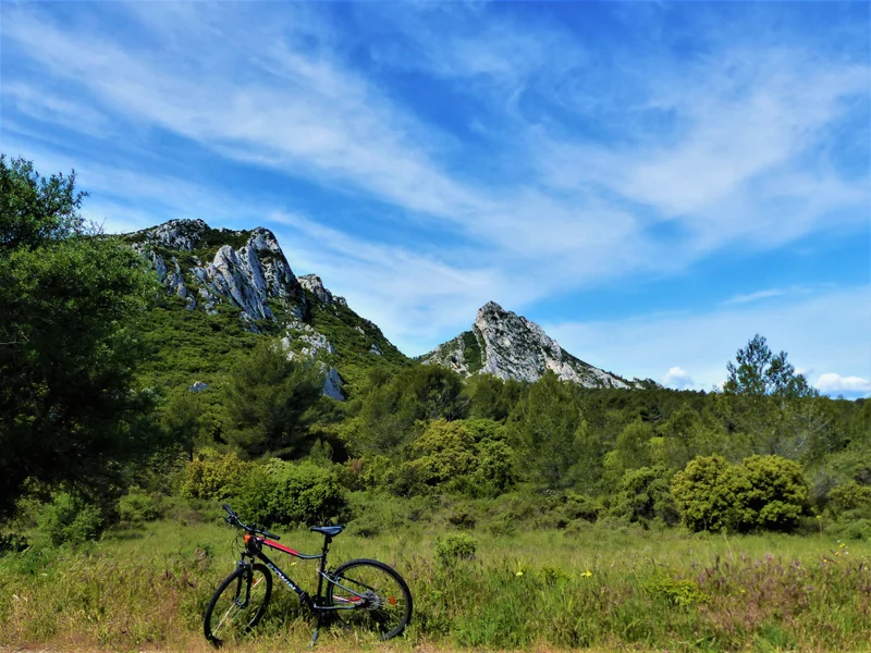 Vélo de route MOURIÈS - Alpilles-Roquemartine à vélo : l'intégrale