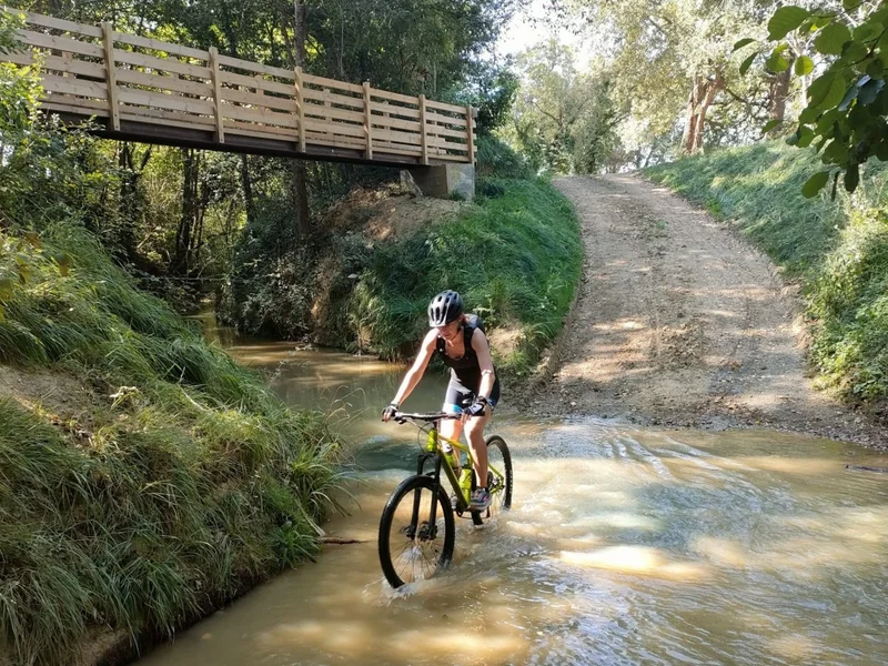 VTT N°4  Bleu: Vallée de la Save et de la Gesse