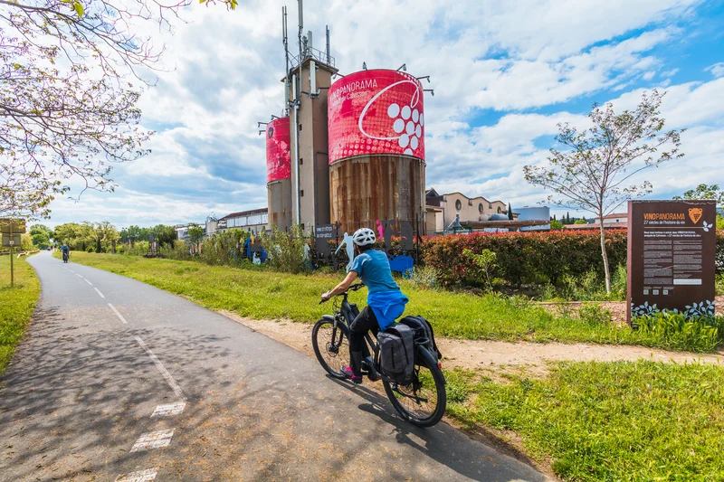 Vélo de route Voie verte de la Vaunage Fontanès Caveirac · Fontanès