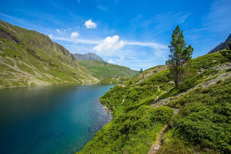 Randonnée Le lac et le refuge d'Ilhéou