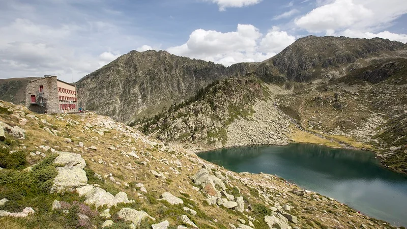Randonnée Refuge de la Glère et lac Det Mail
