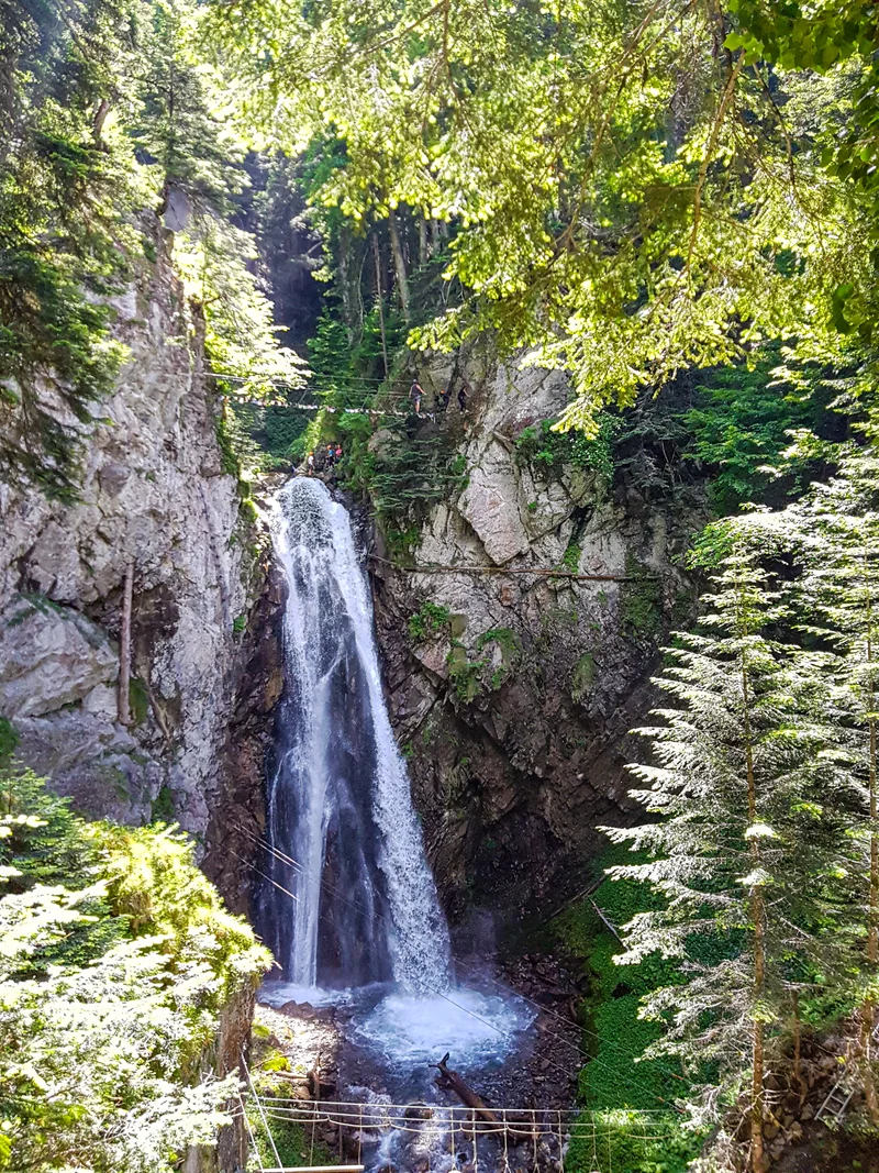 Randonnée La cascade du Garet — Campan