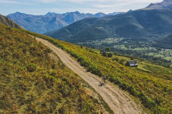 Vélo de route Les Balcons du Val d'Azun - col de Couraduque col du Soulor — Aucun