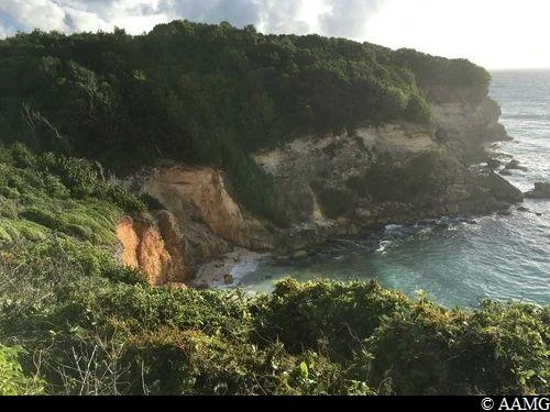 Randonnée Littoral de Sainte-Anne (Fonds Thézan) · Sainte-Anne