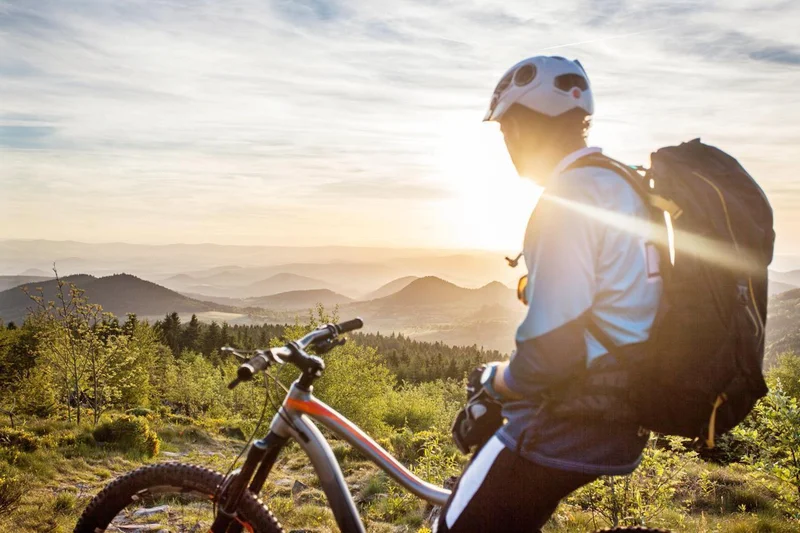 VTT Le rocher de Queyrières · Queyrières