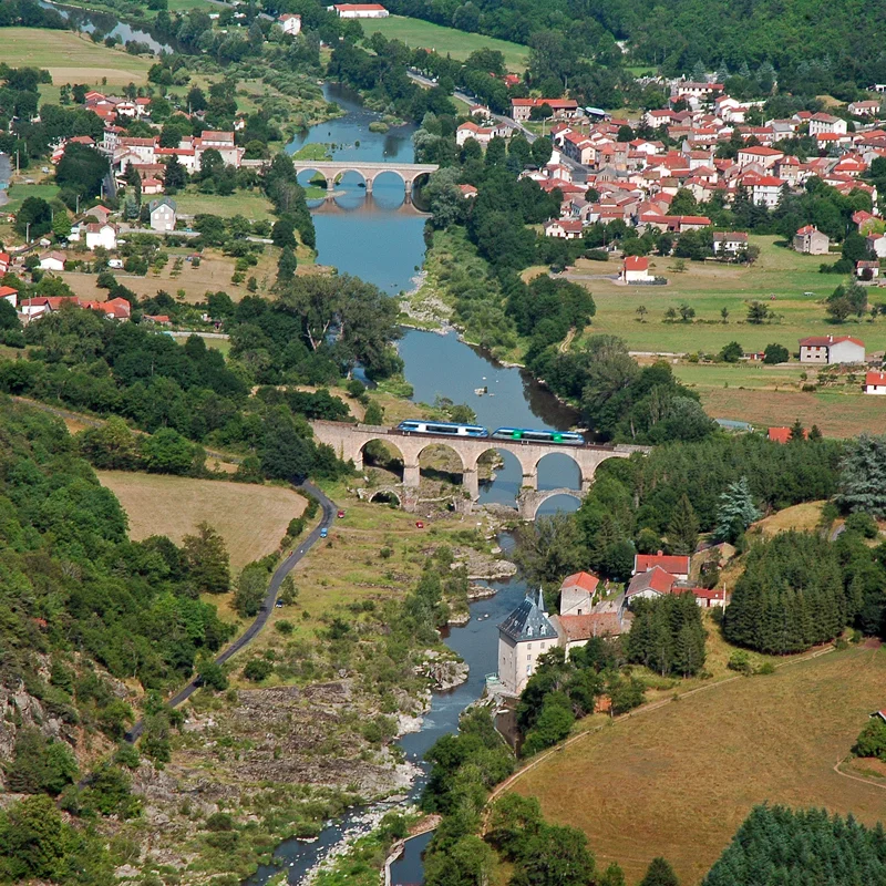 Randonnée PR225 Les Bois Noirs · Lavoûte-sur-Loire