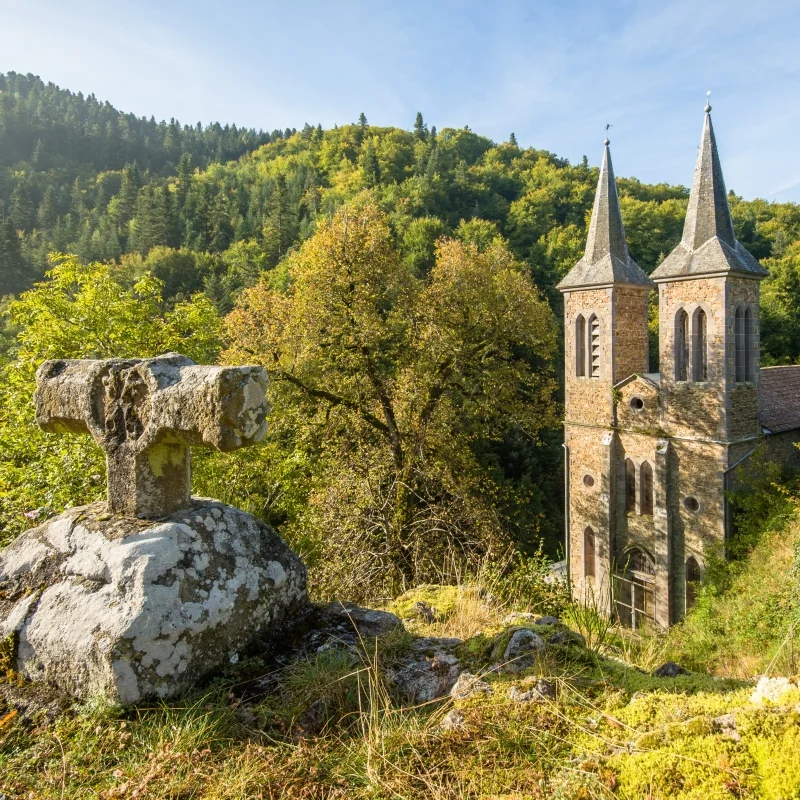 Randonnée PR412 Le rocher du Diable · Montclard