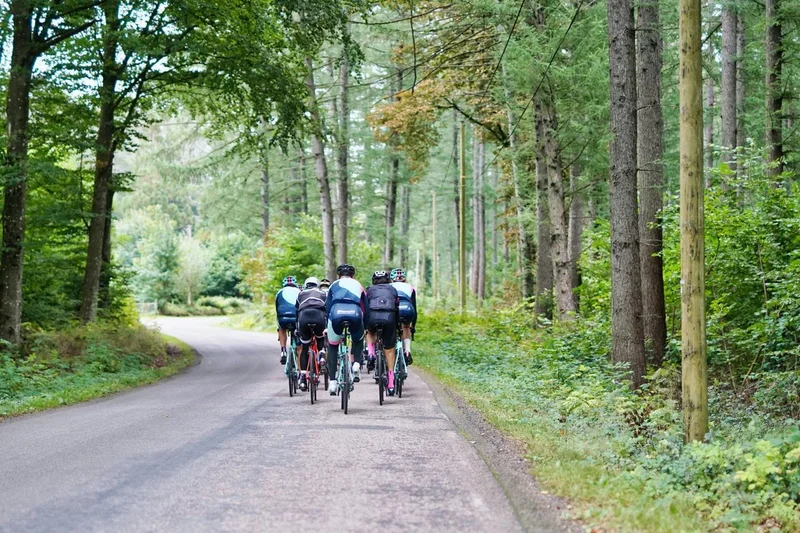 Vélo de route 43 - Sur un plateau — Pont-Salomon