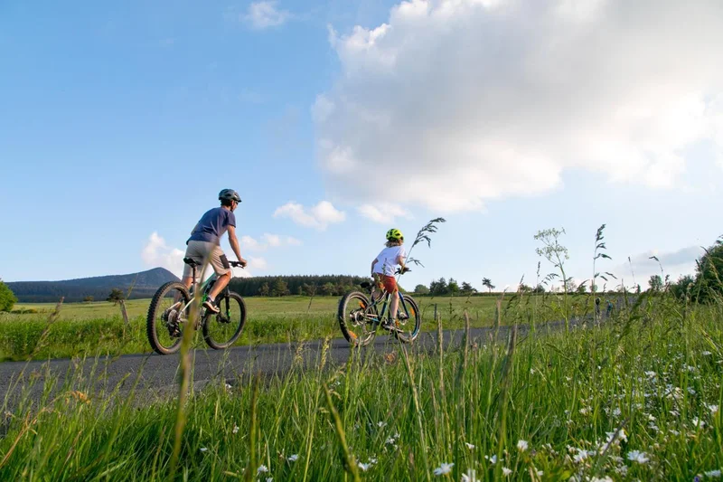 Vélo de route 14 - Sur les flancs du Devés — Le Vernet