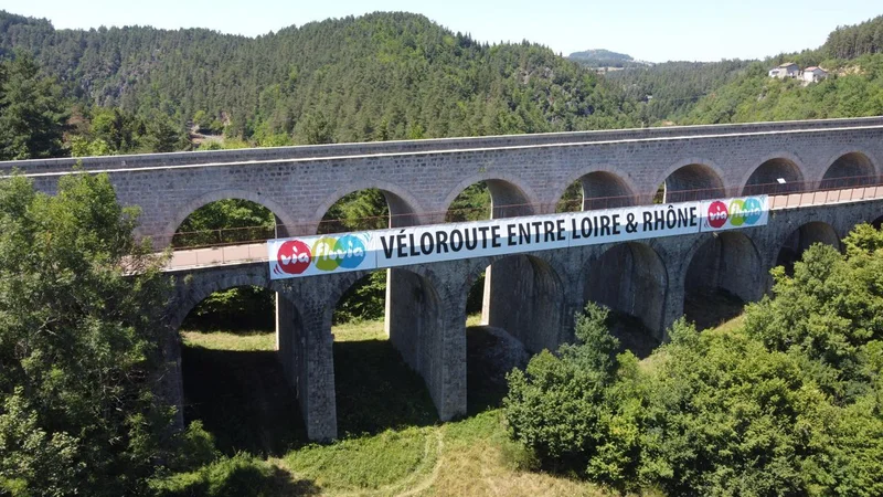 Vélo de route V73 - Via Fluvia — Lavoûte-sur-Loire