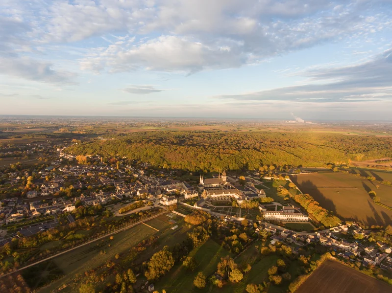 Randonnée Circuit patrimoine - Les deux vies de Fontevraud-l'Abbaye — Fontevraud-l'Abbaye