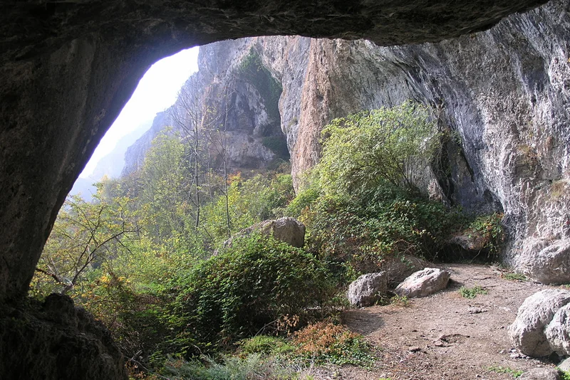 Randonnée Les grottes d'Aisone · Aisone